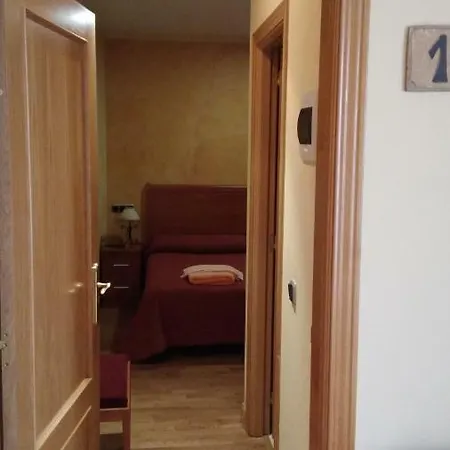 Puerta Del Valle La Cistérniga