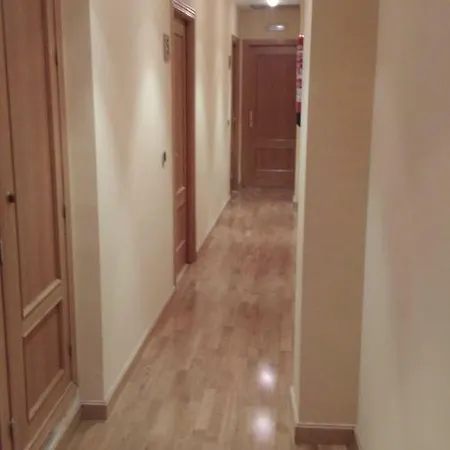 Πανσιόν Puerta Del Valle